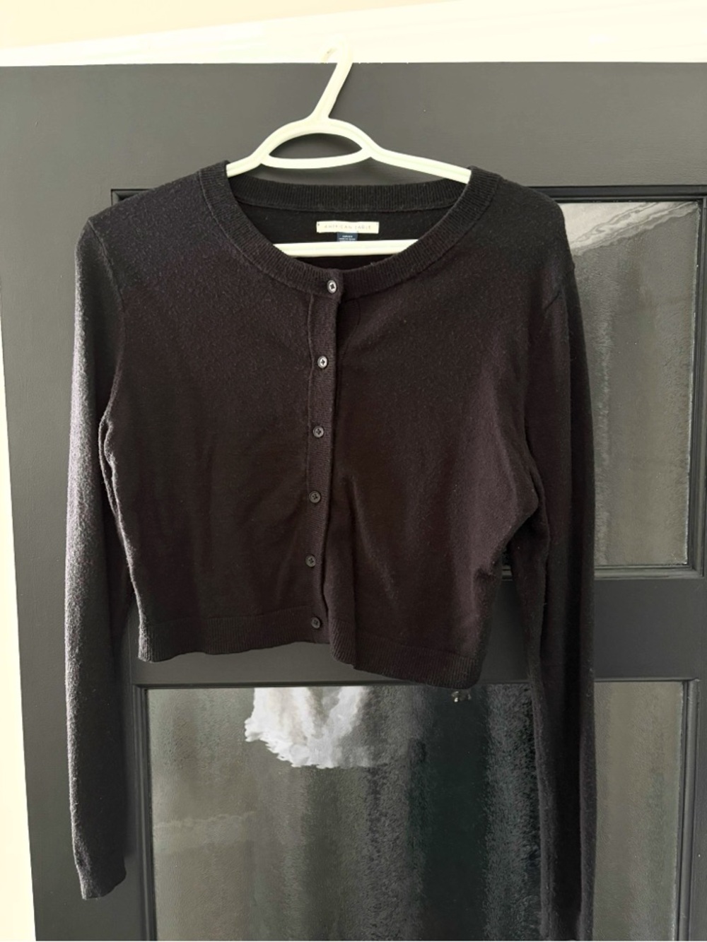 American Eagle Outfitters Black Cropped Button-Up Long Sleeve Top